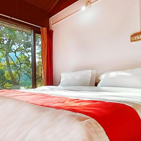 Exotica Holidays Hotel Viripara Buitenkant foto