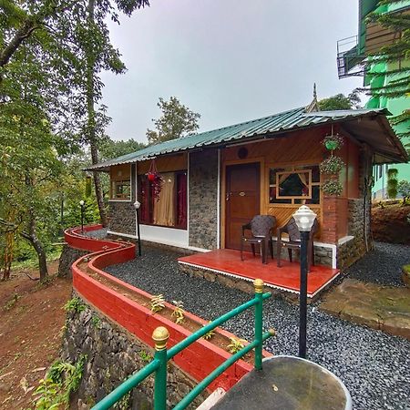 Exotica Holidays Hotel Viripara Buitenkant foto